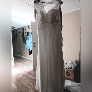Wedding dress